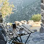 Volcano View Nisyros بيت للعطل