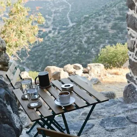 Volcano View Nisyros بيت للعطل