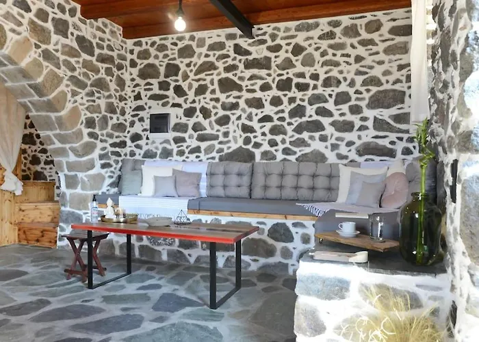 Feriehus Volcano View Nisyros Emporeiós